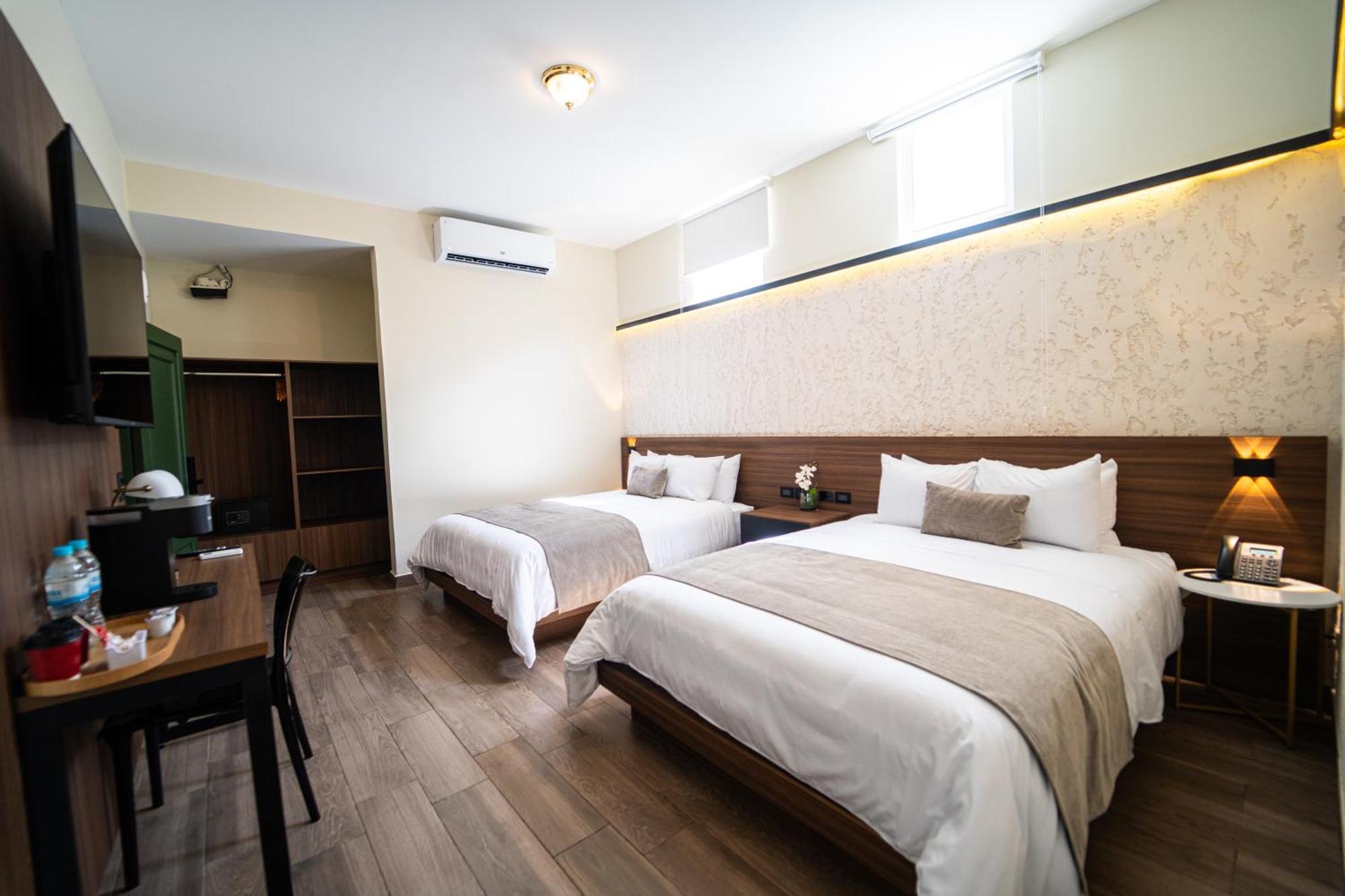 Cardedeu Centro Historico 5*